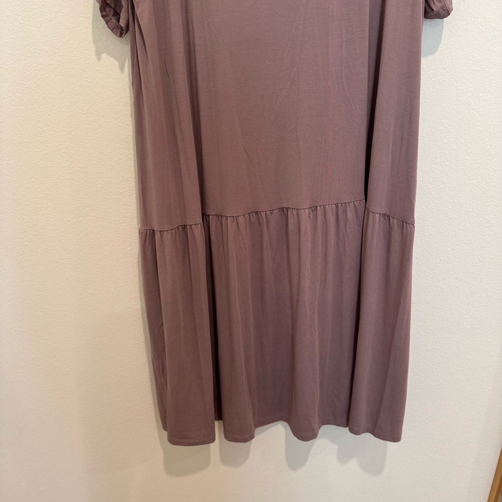LOGO Mauve Short Sleeve Dress Midi Dress - Picture 9 of 9